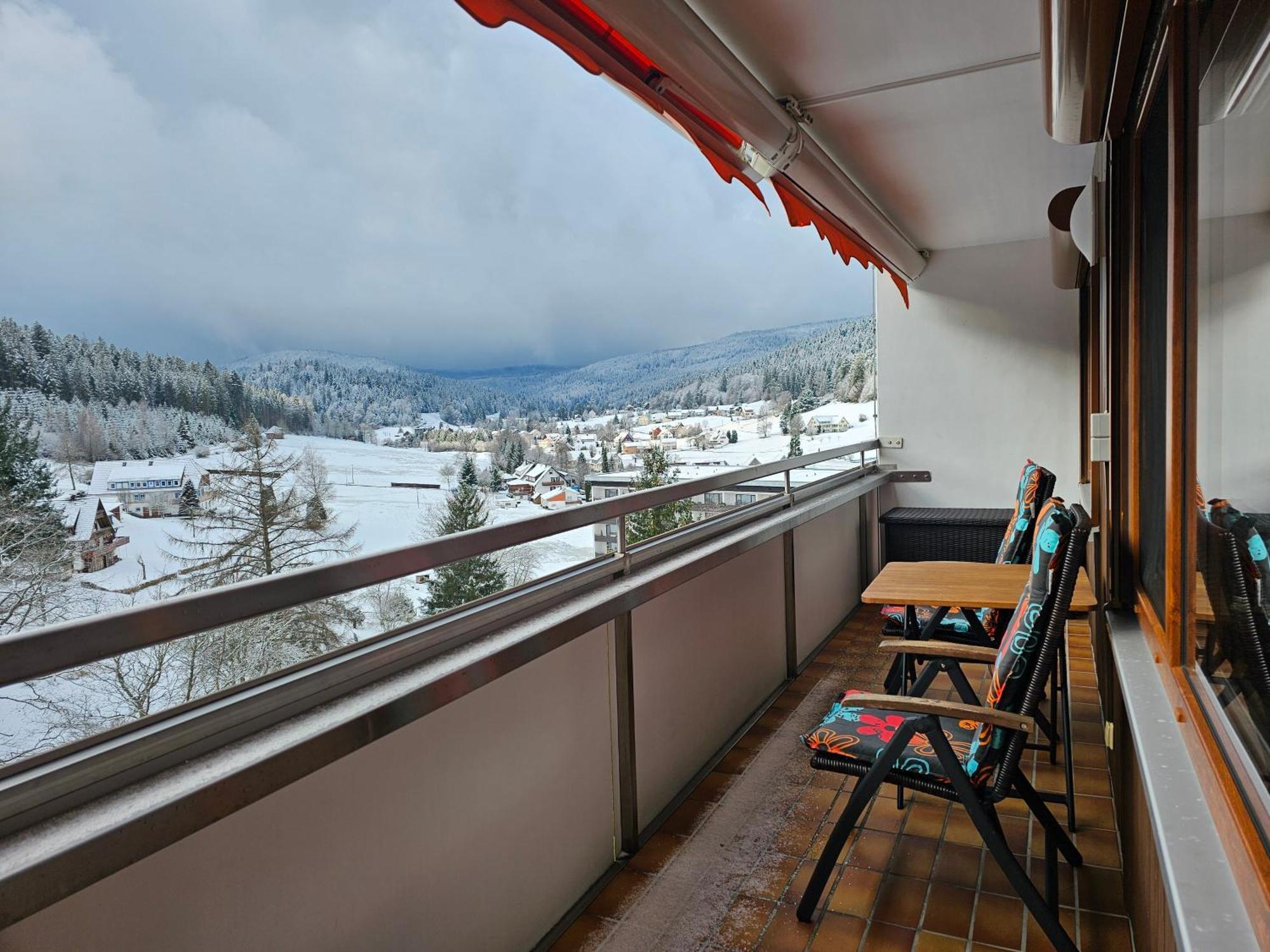 באיירסברון Ferienwohnung Tannenballett Im Schwarzwald מראה חיצוני תמונה